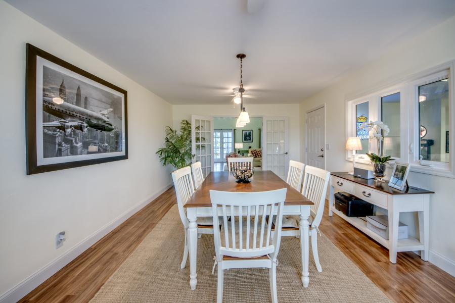 22-Dining-Room