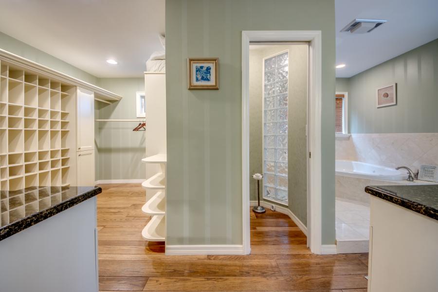37-Master-Closet-Bathroom