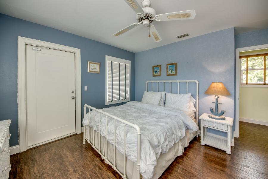 51-Bedroom-3
